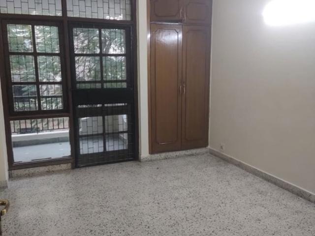 Rental | 3 BHK + Pooja Room 1330 Sq.Ft. Apartment in Eros Cliffton Apartments