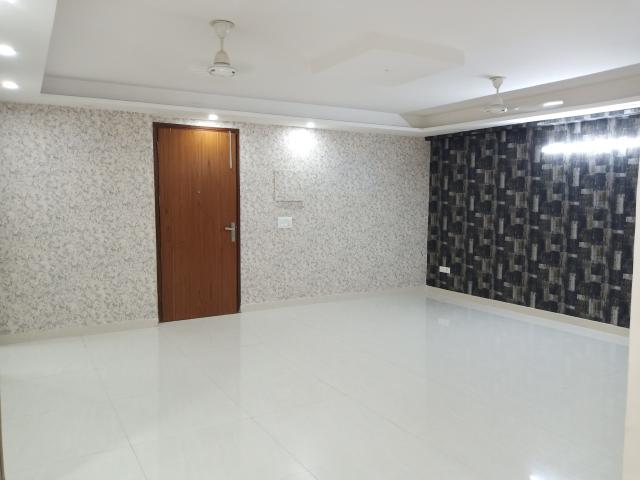 Rental | 3 BHK + Pooja Room 1350 Sq.Ft. Apartment in Saket