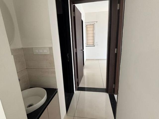 Rental | 3 BHK + Pooja Room 1400 Sq.Ft. Apartment in Malkani Kharadi Residency