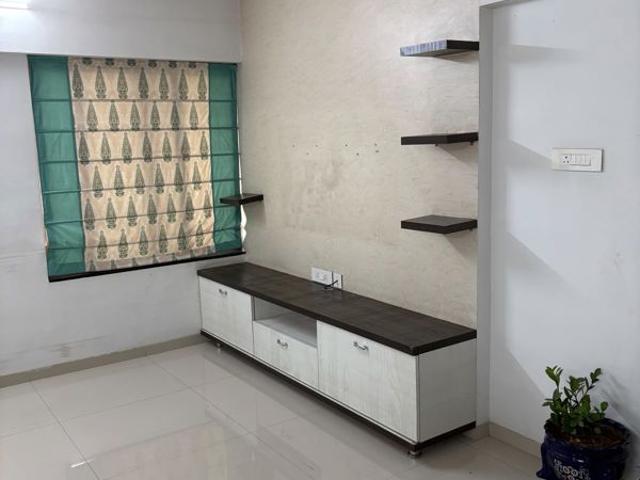 Rental | 3 BHK + Pooja Room 1400 Sq.Ft. Apartment in Pride Valencia