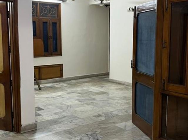 Rental | 3 BHK + Pooja Room 1400 Sq.Ft. Apartment in Sector 9 Dwarka