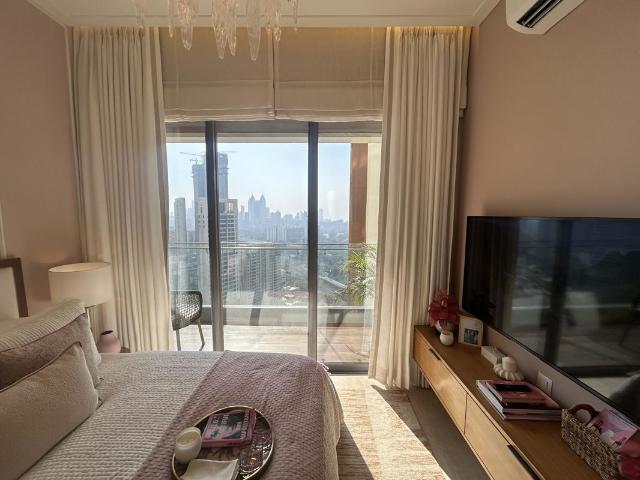 Rental | 3 BHK + Pooja Room 1460 Sq.Ft. Apartment in Piramal Mahalaxmi