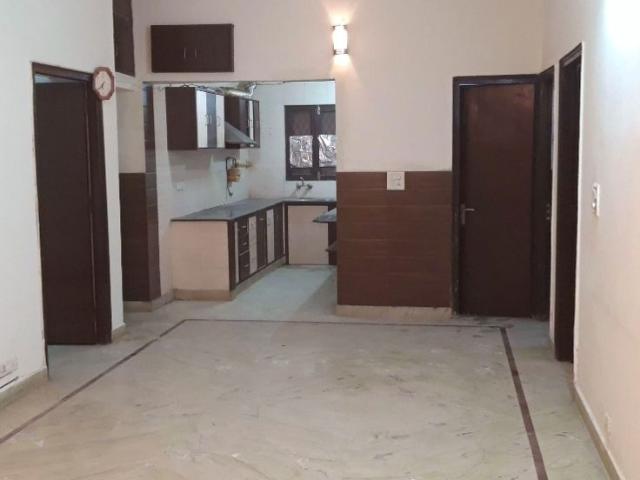 Rental | 3 BHK + Pooja Room 1500 Sq.Ft. Apartment in Kalkaji
