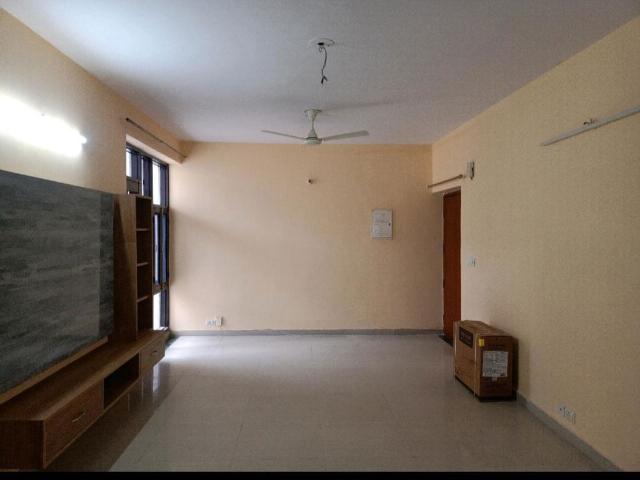 Rental | 3 BHK + Pooja Room 1590 Sq.Ft. Apartment in Omaxe Heights