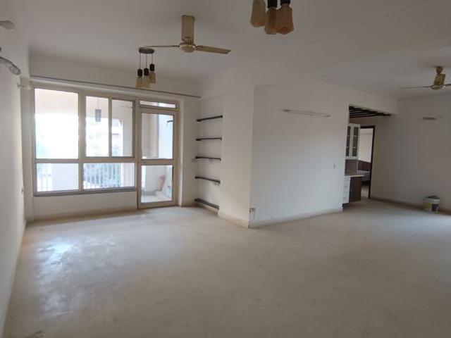 Rental | 3 BHK + Pooja Room 1600 Sq.Ft. Apartment in Emerald Green