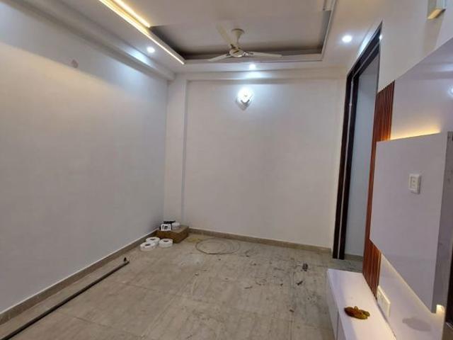 Rental | 3 BHK + Pooja Room 1600 Sq.Ft. Apartment in Gulshan Gc Centrum