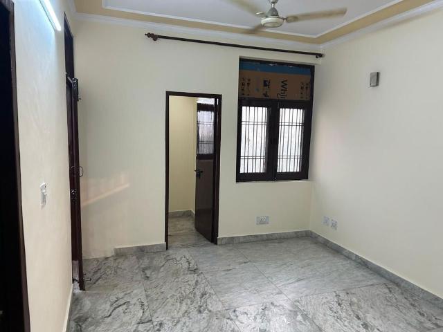 Rental | 3 BHK + Pooja Room 1600 Sq.Ft. Apartment in Prem Apartments Faridabad