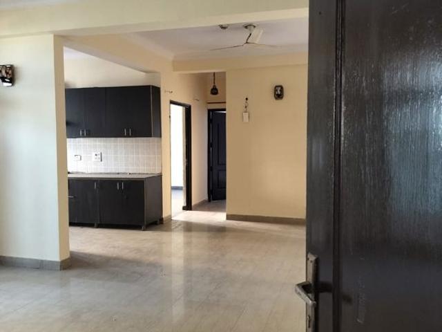 Rental | 3 BHK + Pooja Room 1600 Sq.Ft. Apartment in Saviour Greenisle