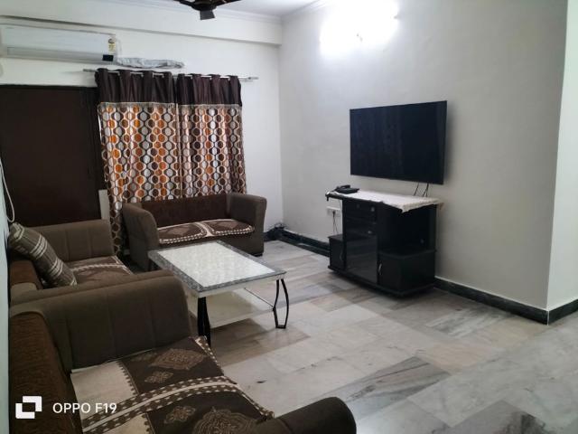 Rental | 3 BHK + Pooja Room 1630 Sq.Ft. Apartment in Hazratganj