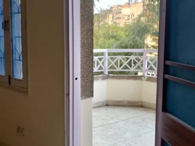 Rental | 3 BHK + Pooja Room 1650 Sq.Ft. Apartment in Sector 12 Dwarka