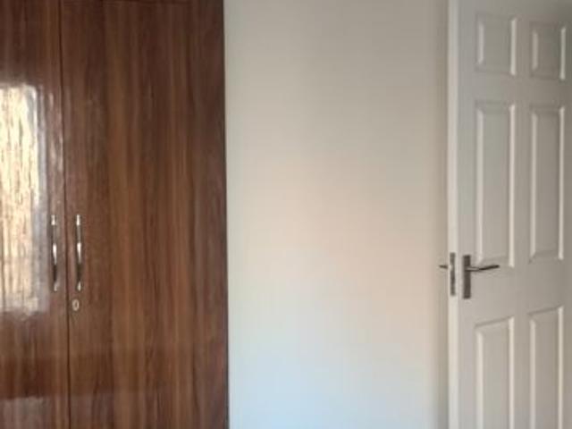 Rental | 3 BHK + Pooja Room 1765 Sq.Ft. Apartment in Express Zenith