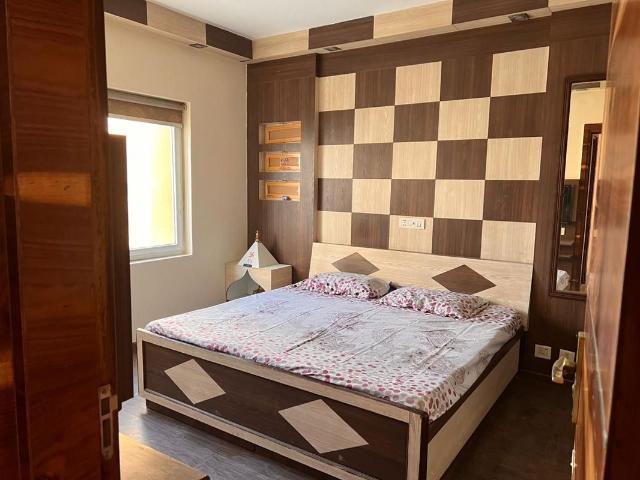 Rental | 3 BHK + Pooja Room 1766 Sq.Ft. Apartment in BPTP Park Grandeura