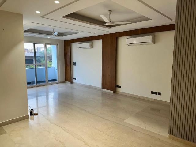 Rental | 3 BHK + Pooja Room 1780 Sq.Ft. Apartment in Sector 21