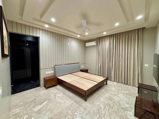 Rental | 3 BHK + Pooja Room 1780 Sq.Ft. Apartment in Sector 22