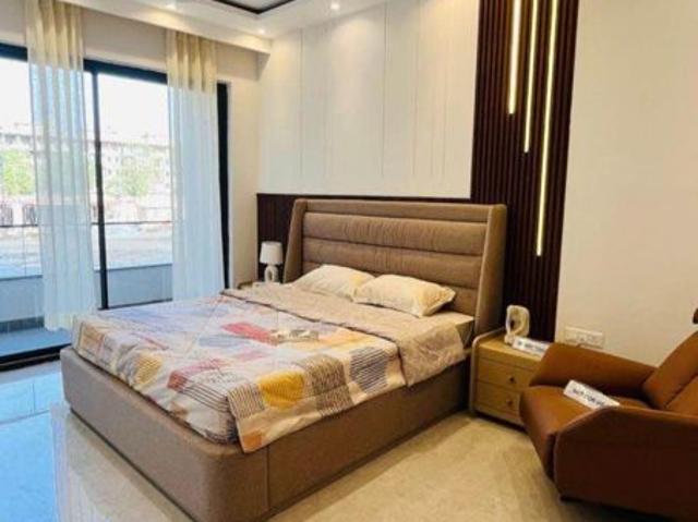 Rental | 3 BHK + Pooja Room 1780 Sq.Ft. Apartment in Sector 7