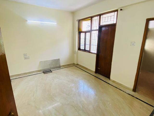 Rental | 3 BHK + Pooja Room 1800 Sq.Ft. Apartment in Vidya Sagar Apartments