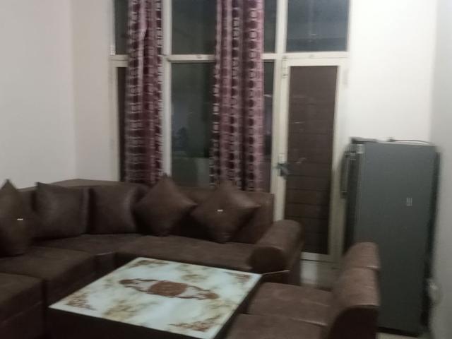Rental | 3 BHK + Pooja Room 1800 Sq.Ft. Apartment in Kharar Banur Road