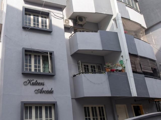 Rental | 3 BHK + Pooja Room 1800 Sq.Ft. Apartment in Kuteer Arcade