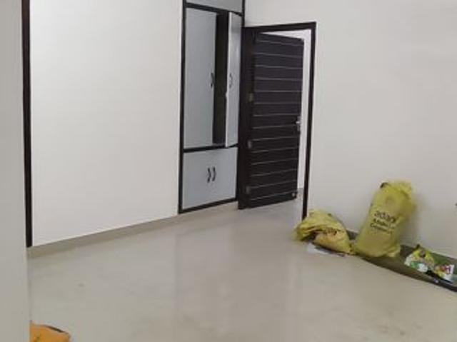 Rental | 3 BHK + Pooja Room 180 Sq.Mt. Independent House in RWA Apartments Sector 41