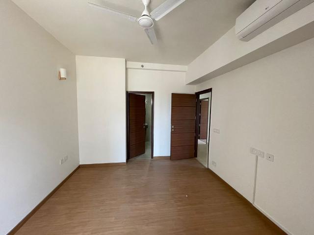 Rental | 3 BHK + Pooja Room 1855 Sq.Ft. Apartment in Godrej Meridien