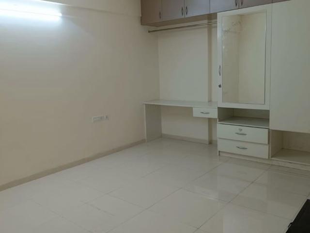 Rental | 3 BHK + Pooja Room 1853 Sq.Ft. Apartment in DS Max Skycity
