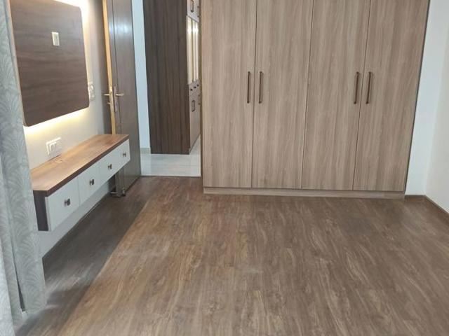 Rental | 3 BHK + Pooja Room 1921 Sq.Ft. Apartment in Conscient Heritage Max