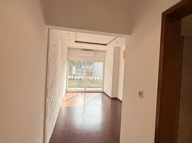 Rental | 3 BHK + Pooja Room 1931 Sq.Ft. Apartment in Conscient Heritage Max