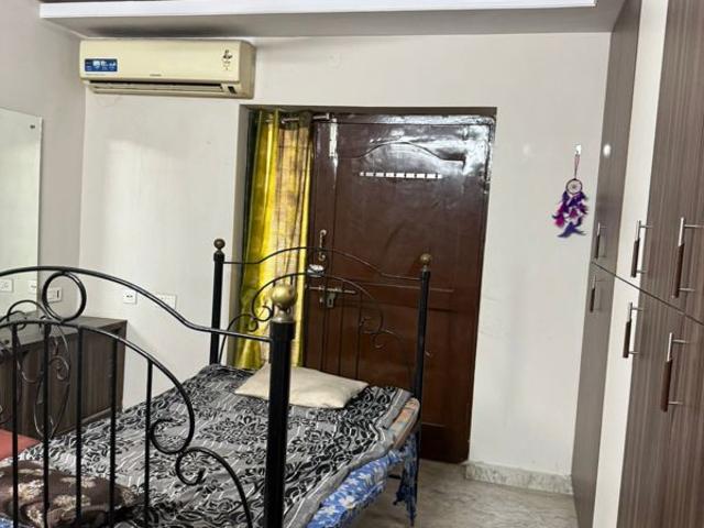 Rental | 3 BHK + Pooja Room 2000 Sq.Ft. Apartment in RS Towers Madhapur