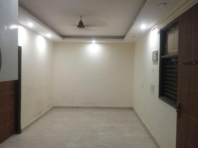 Rental | 3 BHK + Pooja Room 2200 Sq.Ft. Apartment in Dwarka