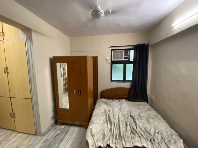 Rental | 3 BHK + Pooja Room 2255 Sq.Ft. Apartment in Manipal Center Apartments
