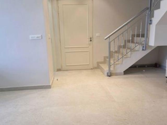Rental | 3 BHK + Pooja Room 2300 Sq.Ft. Apartment in Indiabulls Sky