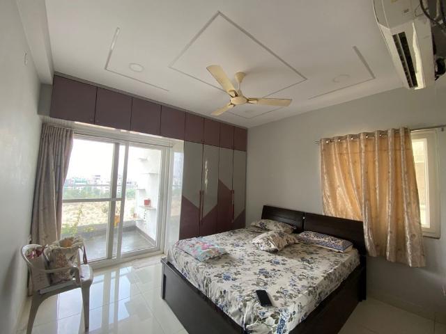 Rental | 3 BHK + Pooja Room 2400 Sq.Ft. Apartment in GHR Titania