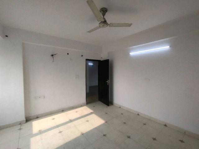 Rental | 3 BHK + Pooja Room 2450 Sq.Ft. Apartment in Sector 10 Dwarka