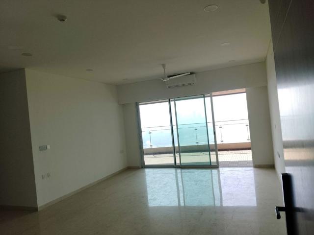 Rental | 3 BHK + Pooja Room 2550 Sq.Ft. Apartment in Lokhandwala Minerva Mahalaxmi