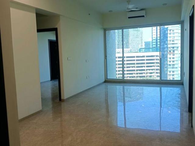 Rental | 3 BHK + Pooja Room,Extra Room 1500 Sq.Ft. Apartment in Raheja Imperia