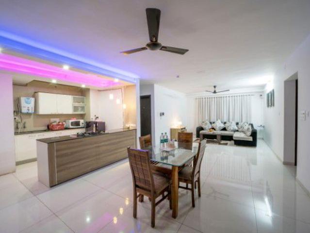 Rental | 3 BHK + Pooja Room,Extra Room 1600 Sq.Ft. Apartment in Kolte Patil Tuscan Estate