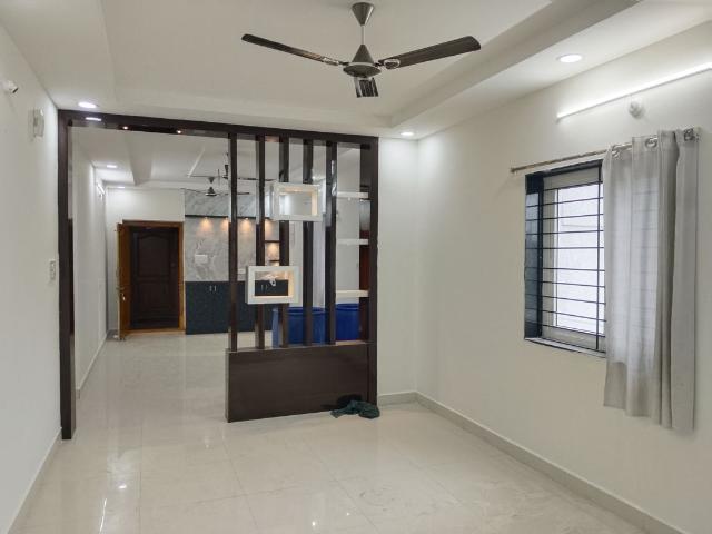 Rental | 3 BHK + Pooja Room,Extra Room 1700 Sq.Ft. Apartment in RR Residency Madhapur