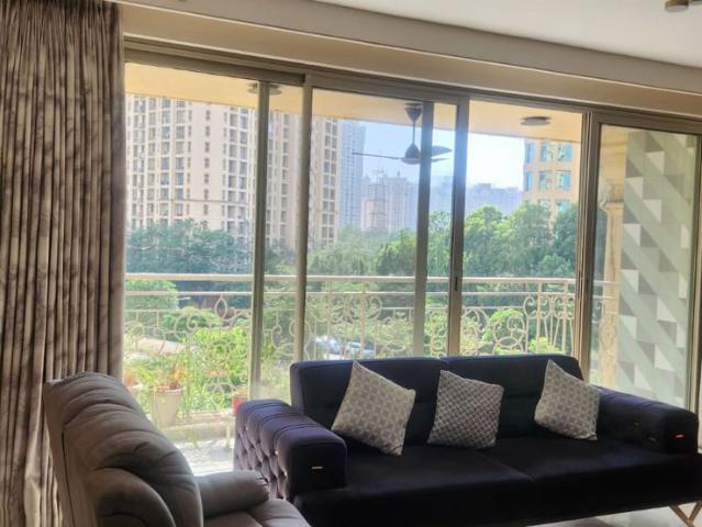 Rental | 3 BHK + Pooja Room,Extra Room 1000 Sq.Ft. Apartment in Hiranandani Estate Rodas Enclave