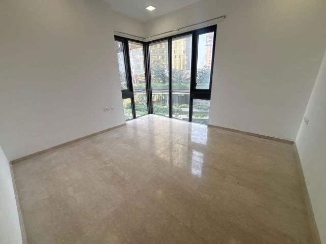 Rental | 3 BHK + Pooja Room,Extra Room 1092 Sq.Ft. Apartment in Lodha The Park