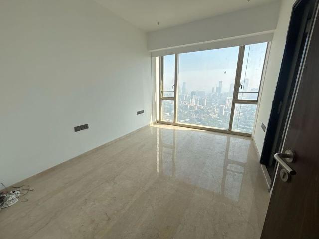 Rental | 3 BHK + Pooja Room,Extra Room 1193 Sq.Ft. Apartment in Lodha The Park