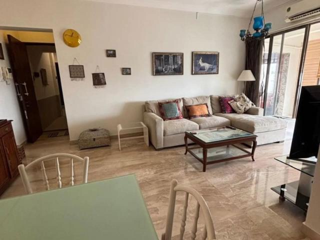Rental | 3 BHK + Pooja Room,Extra Room 1300 Sq.Ft. Apartment in Poseidon Apartment