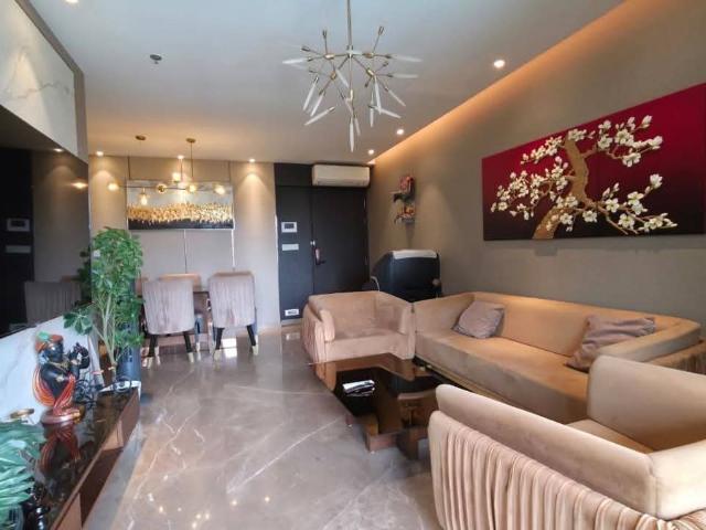 Rental | 3 BHK + Pooja Room,Servant Room 1350 Sq.Ft. Apartment in DLH Legacy