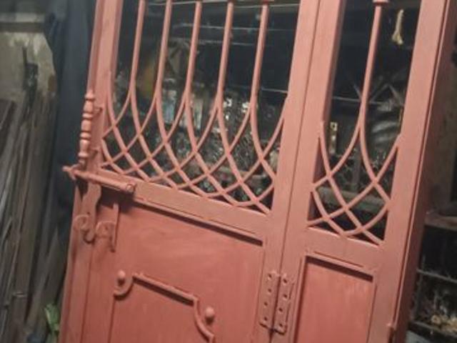 Rental | 3 BHK + Pooja Room,Servant Room 1300 Sq.Ft. Apartment in Parijat CHS Shell Colony