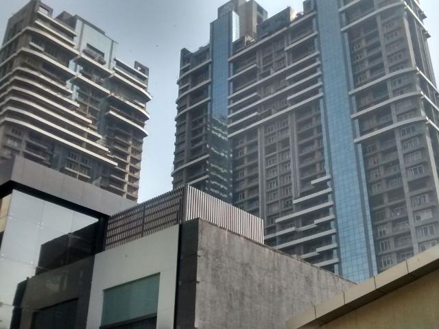 Rental | 3 BHK + Pooja Room,Servant Room 1550 Sq.Ft. Apartment in Sumer Trinity Towers