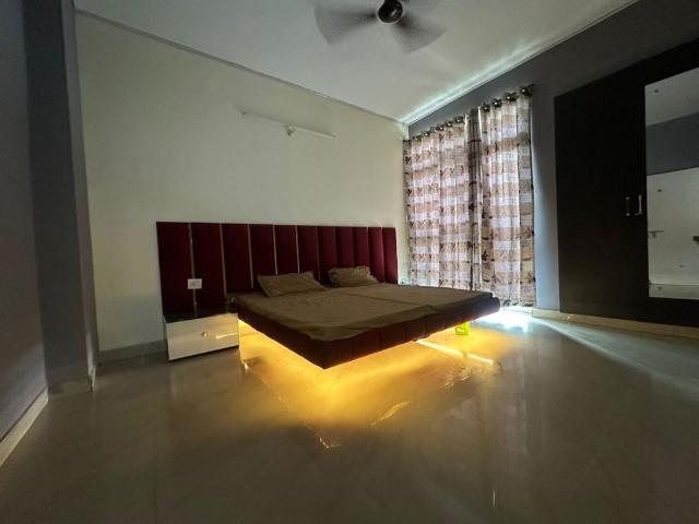 Rental | 3 BHK + Pooja Room,Servant Room 1524 Sq.Ft. Apartment in Ansal API Celebrity Garden Block J
