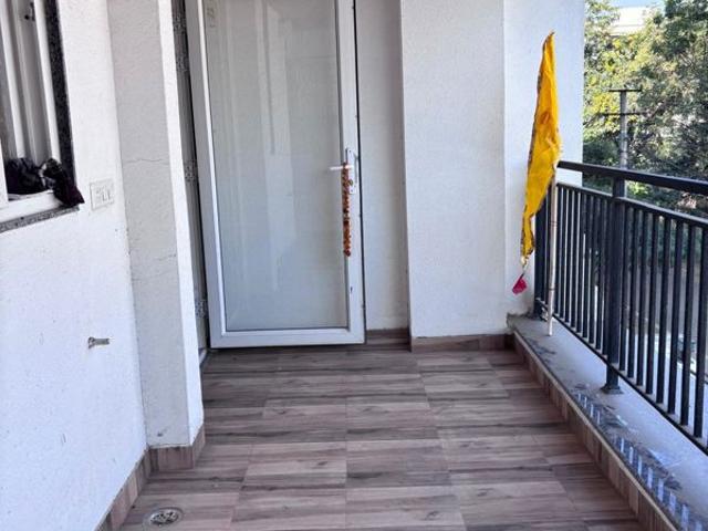 Rental | 3 BHK + Pooja Room,Servant Room 2200 Sq.Ft. Apartment in Okay Plus Anand