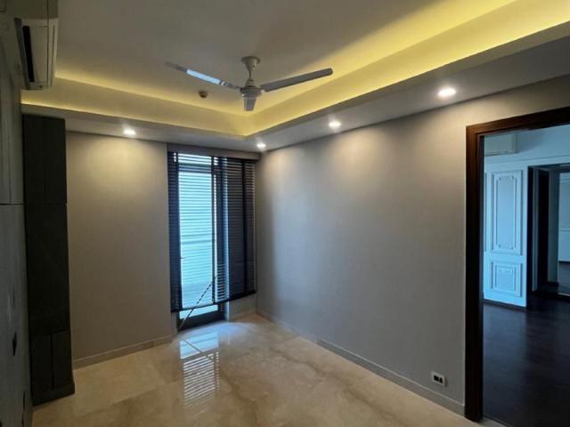 Rental | 3 BHK + Pooja Room,Servant Room 2380 Sq.Ft. Apartment in M3M Latitude