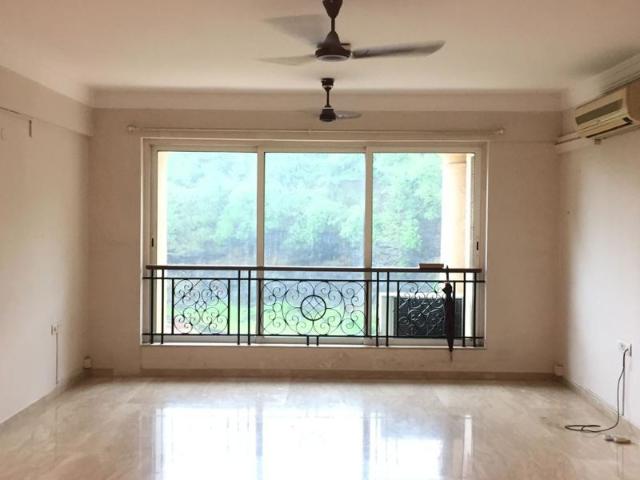 Rental | 3 BHK + Pooja Room,Servant Room 2400 Sq.Ft. Apartment in Hiranandani Gardens Octavius
