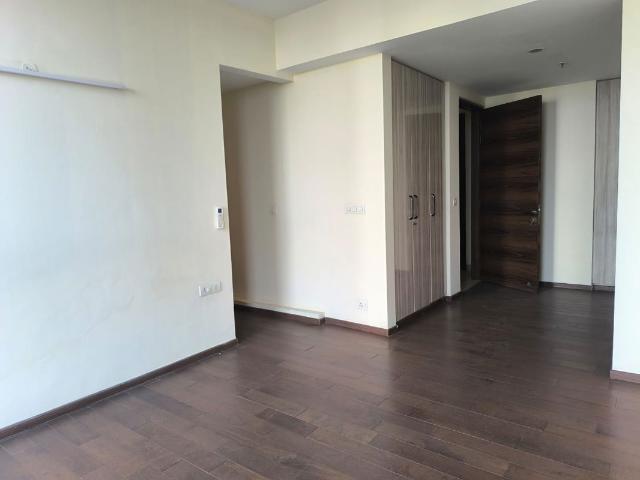 Rental | 3 BHK + Pooja Room,Servant Room,Basement 3117 Sq.Ft. Apartment in M3M Golf Estate