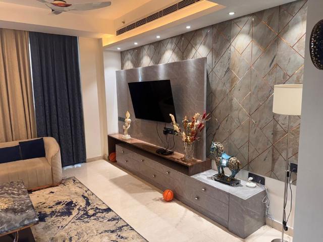 Rental | 3 BHK + Pooja Room,Servant Room,Basement 3850 Sq.Ft. Apartment in M3M Golf Estate